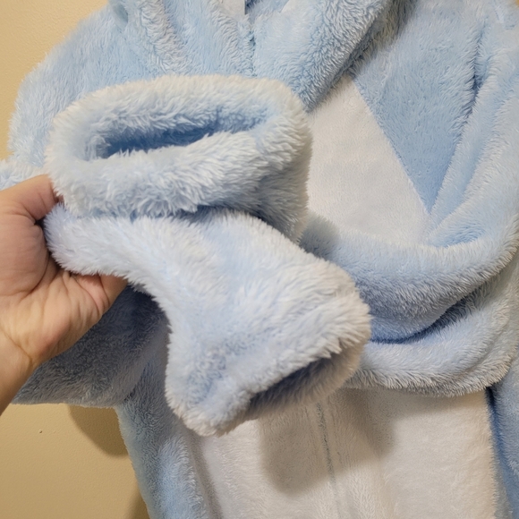 Yeti Abominable Snowman Onesie - Picture 4 of 9